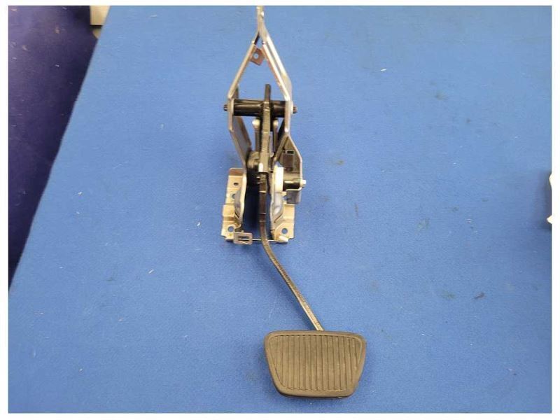 2010-2015 Chevrolet Camaro SS Coupe Brake Pedal Assembly Cage 2588 - The Parts Farm