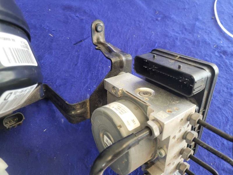 2015-2017 Ford Mustang GT S550 Power Brake Booster No Performance Package 2408 - The Parts Farm