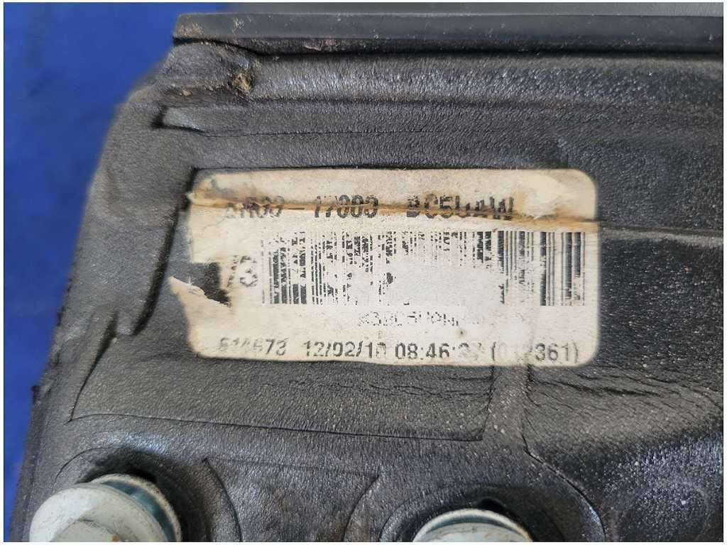47646218