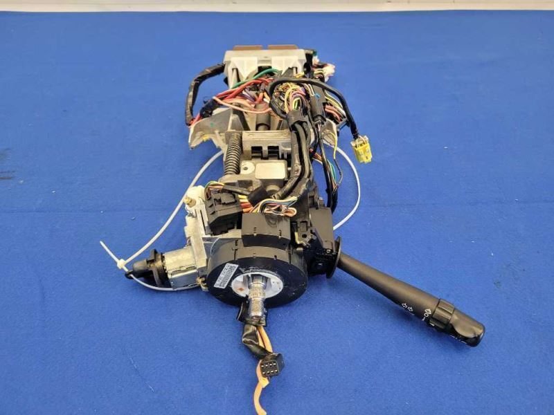 2003-2006 Chevrolet SSR Pickup Truck Steering Column Key Damage 2432 - The Parts Farm