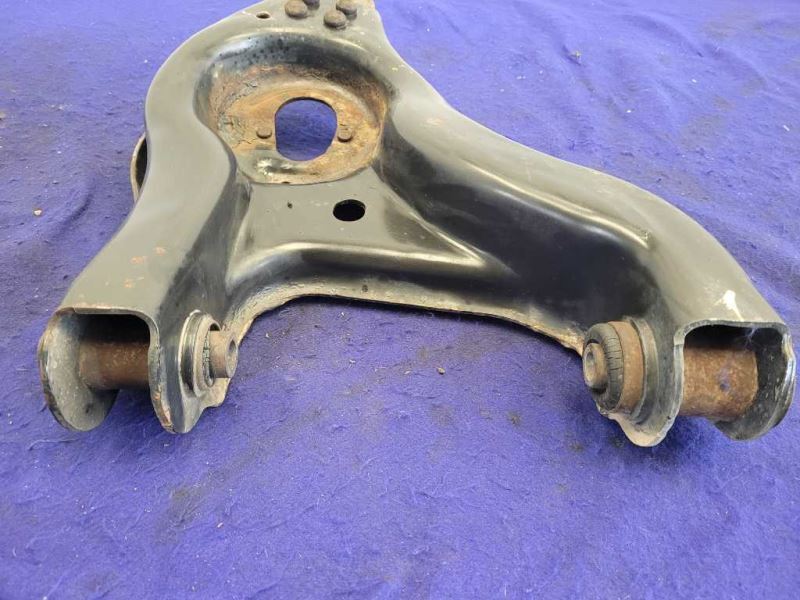 2004-2005 Dodge Ram Viper SRT-10 8.3L Passenger Right Front Lower Control Arm - The Parts Farm