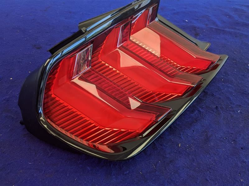 2018-2023 Ford Mustang GT S550 Driver Left LH Tail Light Lamp Brake Lens OEM - The Parts Farm