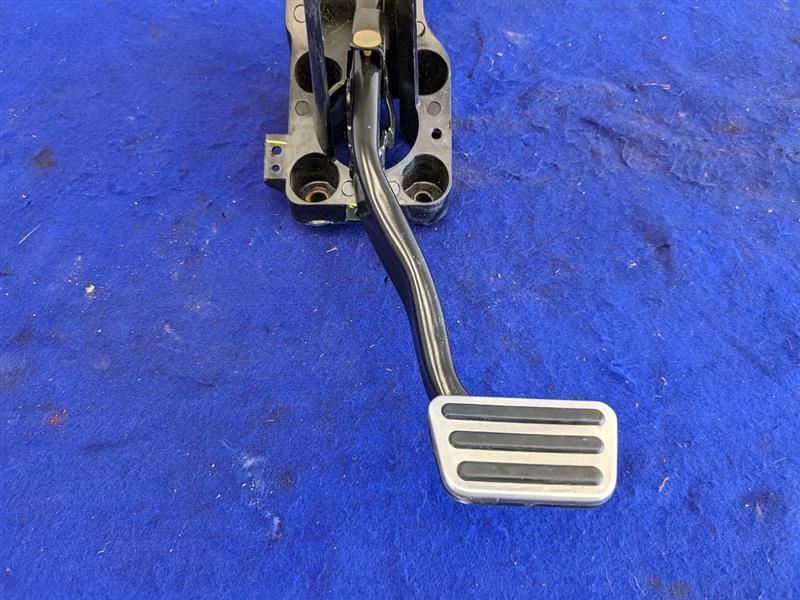 2020-2022 Ford Mustang Shelby GT500 Automatic Brake Pedal Cage Box Assembly - The Parts Farm