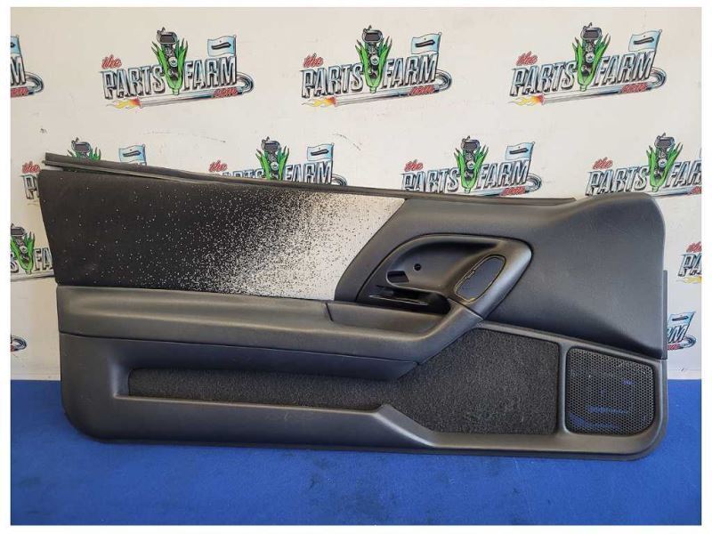 1993 Chevrolet Camaro Z28 Coupe Pair Door Panels Card Handle Bezel