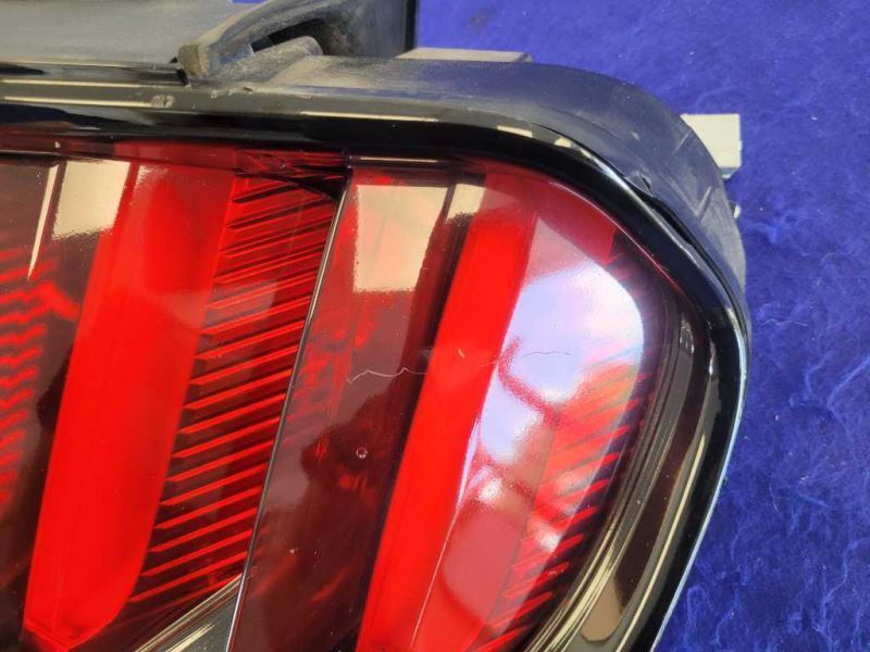 2015-2017 Ford Mustang GT S550 Passenger RH Taillight Lamp Brake Lens 2407 - The Parts Farm