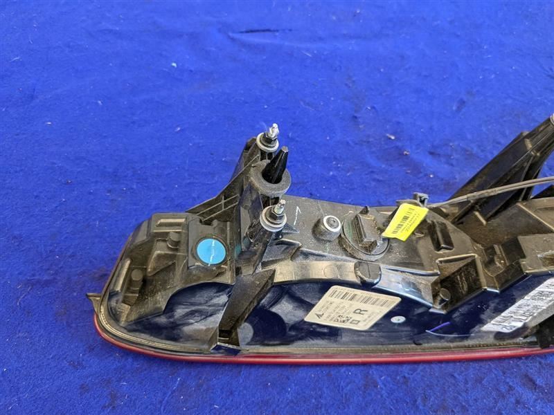 2016-2018 Chevrolet Camaro ZL1 6.2L Passenger RH Rear Taillight Lamp Lens Brake - The Parts Farm