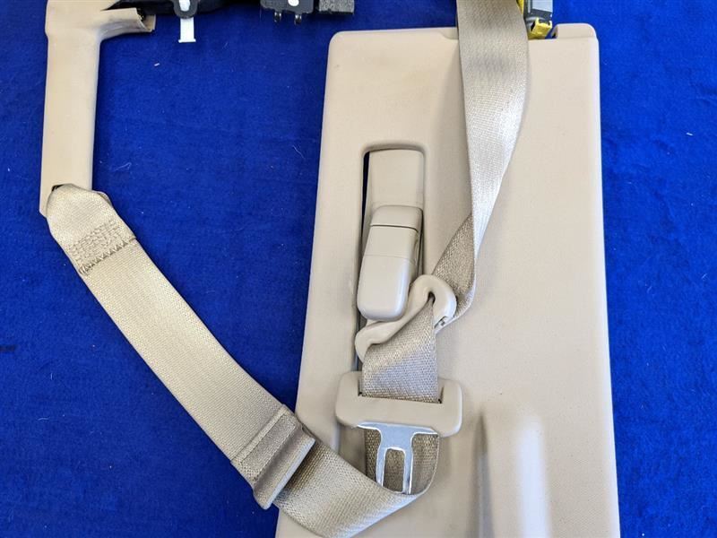 2018-2020 Ford F150 4x4 Pickup Truck Passenger RH Front Seat Belt Retractor - The Parts Farm