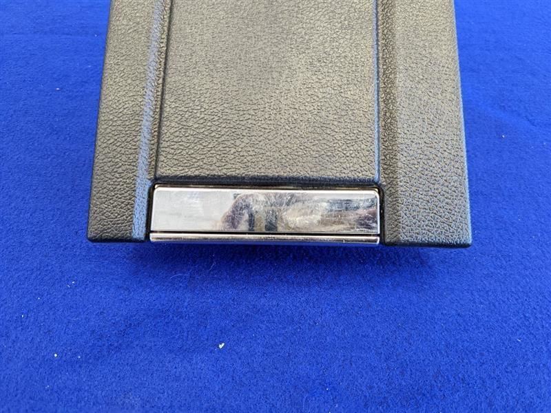 2011-2014 Ford Mustang GT Lid Center Console Latch Cover Arm Rest - The Parts Farm