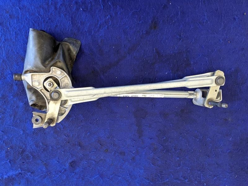 2013-2017 Chevrolet Caprice 6.0L Sedan Windshield Wiper Motor Blade Arm - The Parts Farm