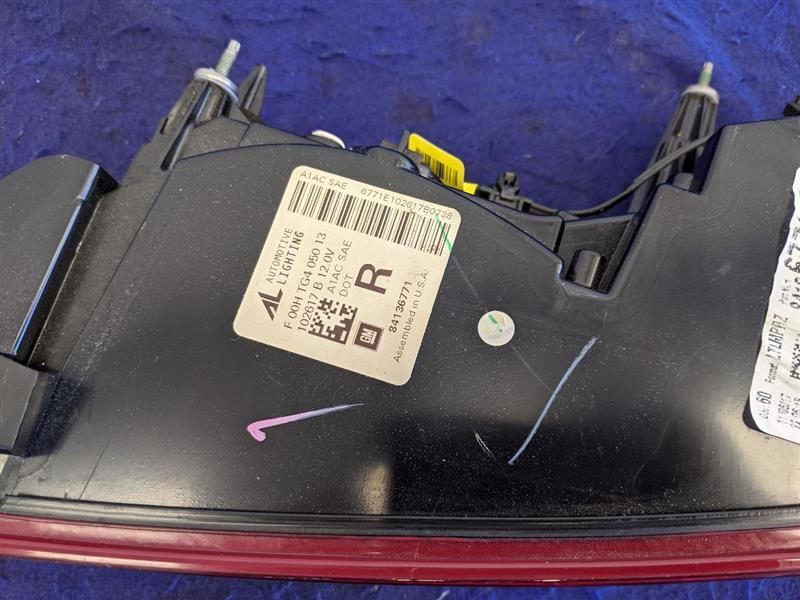 2016-2018 Chevrolet Camaro LS LT SS Passenger Taillight Lamp Lens New Take Off - The Parts Farm