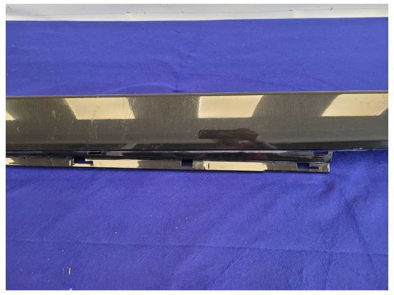 2014-2015 Chevrolet SS Sedan 6.2L Driver Lower Rocker Panel Molding Black 2350 - The Parts Farm