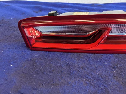 2016-2018 Chevrolet Camaro LS LT SS Passenger Taillight Lamp Lens New Take Off