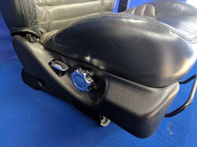 2002-2003 Ford F150 Pickup Truck Harley Davidson Passenger Leather Seat 945 - The Parts Farm