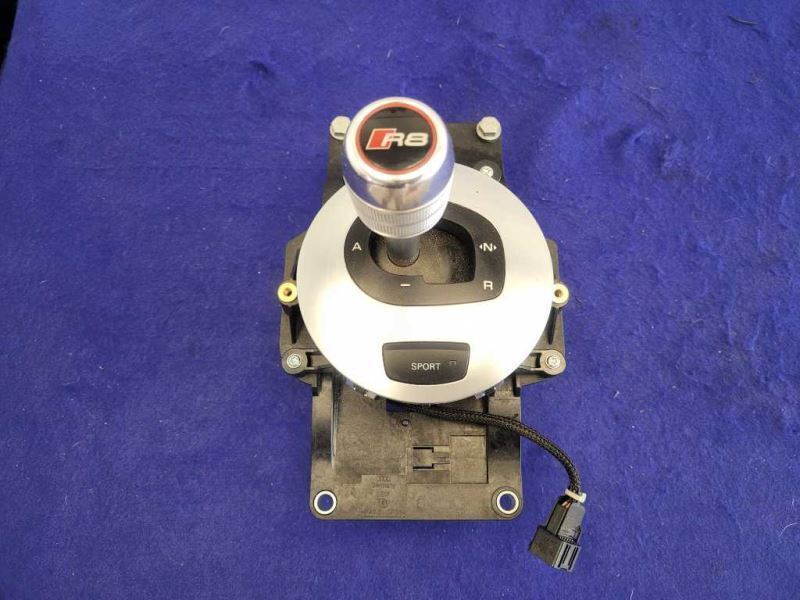 2014-2015 Audi R8 V10 S Tronic Shifter Floor Trim Plate Assembly 2136 - The Parts Farm