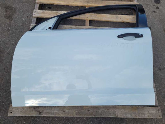 2014-2017 Chevrolet Caprice 6.0L Sedan Driver Left Front Door Shell Paint White - The Parts Farm