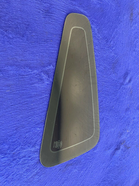 2011-2014 Ford Mustang GT 5.0L Passenger Right RH Quarter Side Window Carlite - The Parts Farm