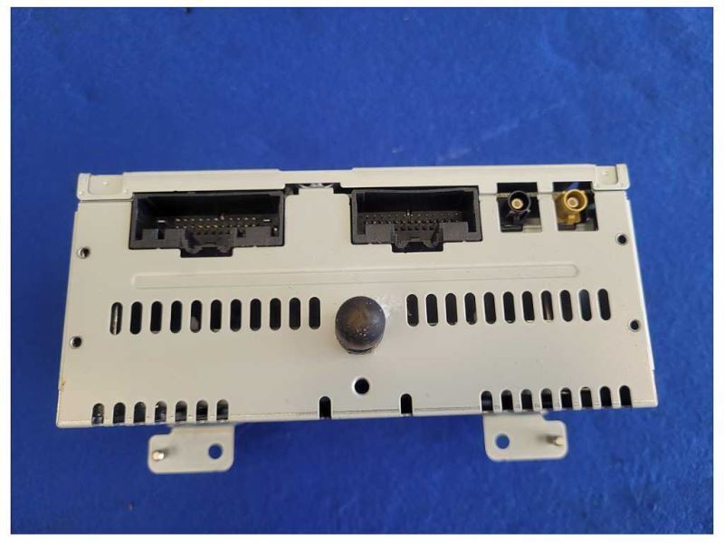 2017 Ford Mustang GT S550 Audio Radio Receiver AM FM CD Single Disc 2551 - The Parts Farm