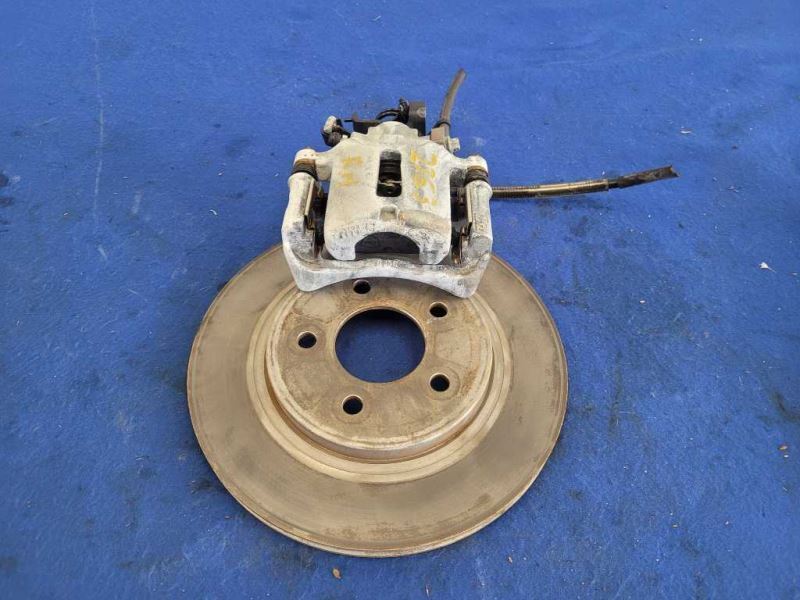 2005-2009 Ford Mustang GT 4.6L Saleen Passenger Rear Brake Caliper Rotor 2453 - The Parts Farm