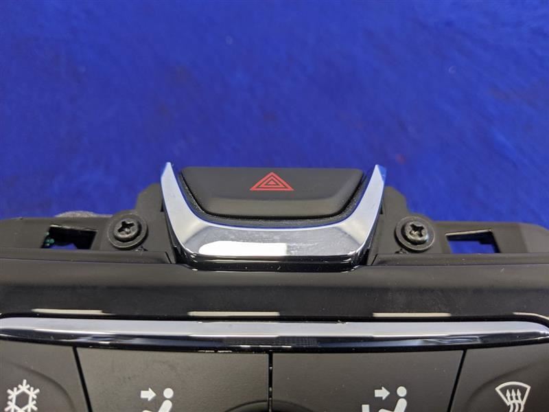 2016 2017 Chevrolet SS Sedan Caprice OEM Temperature Temp Control Gauge Switch - The Parts Farm