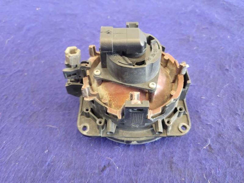 2003-2004 Ford Mustang Cobra SVT DOHC 4.6L Front Lower Fog Light Lamp Bulb - The Parts Farm