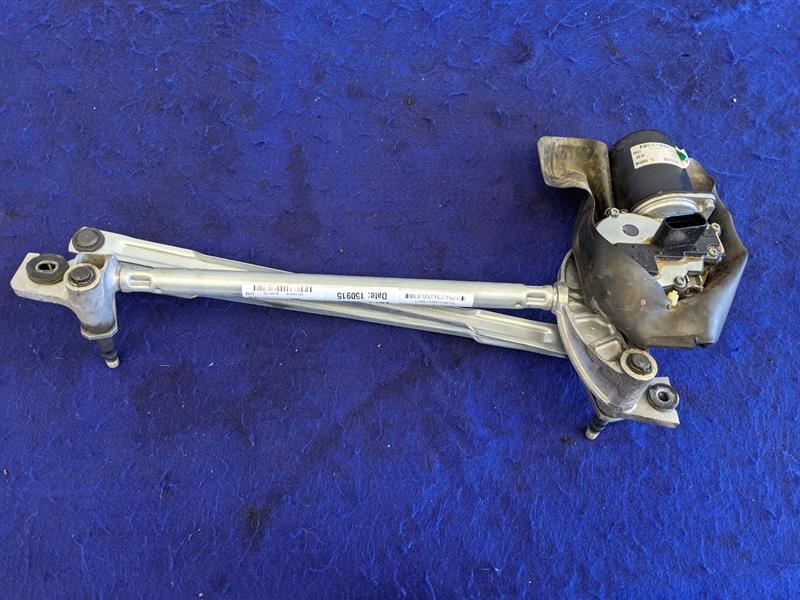 2013-2017 Chevrolet Caprice 6.0L Sedan Windshield Wiper Motor Blade Arm - The Parts Farm