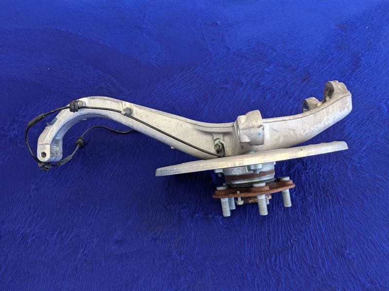 2017 2018 2019 2020 Tesla Model 3 Passenger Right RH Front Spindle Hub - The Parts Farm