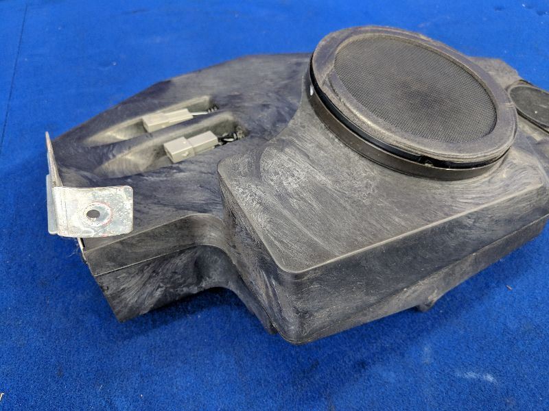2003-2004 Ford Mustang Cobra SVT DOHC 4.6 Speaker Box Convertible 32v 4v SC OEM - The Parts Farm