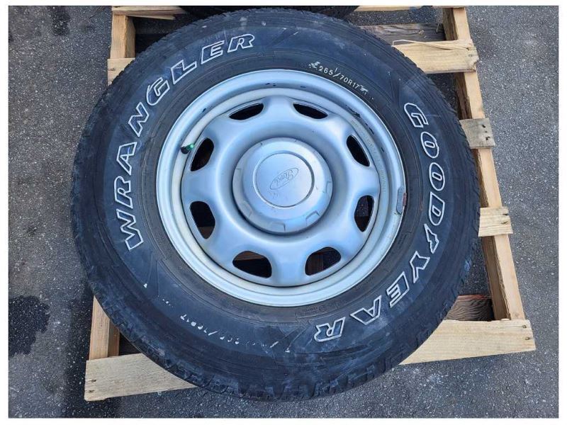 2015-2021 Ford F150 Pickup Truck Wheel 17x7.5 Painted Silver Tire 2251 - The Parts Farm