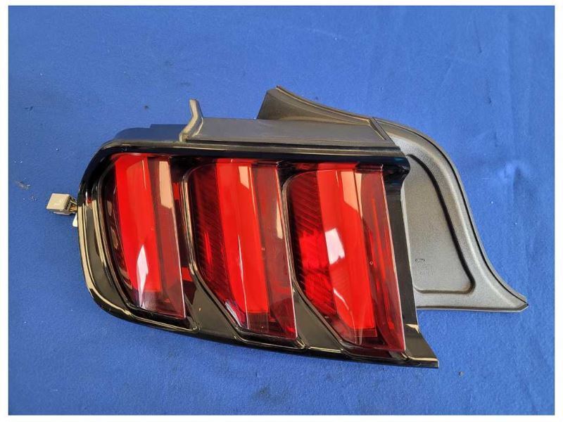 2015-2017 Ford Mustang GT S550 Driver Left LH Tail Light Lamp Brake Lens 2564 - The Parts Farm