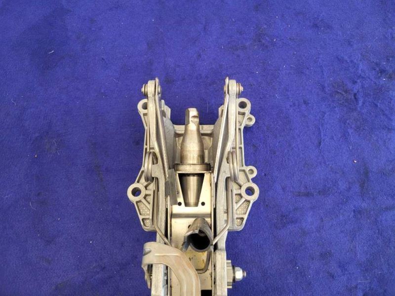 2011-2014 Ford Mustang GT Steering Column Wheel Key Cylinder 2395 - The Parts Farm