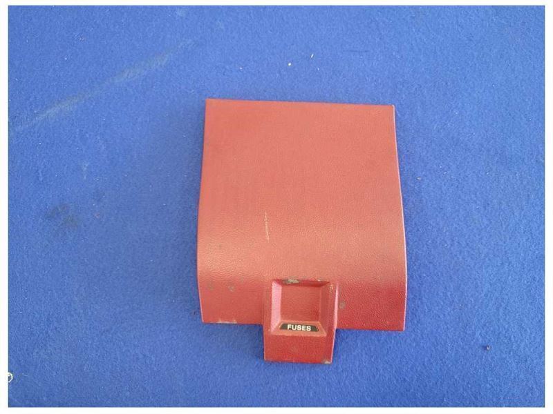 1987-1989 Ford Mustang GT LX 5.0L Fuse Box Cover Trim Red Driver Dash 2298 - The Parts Farm