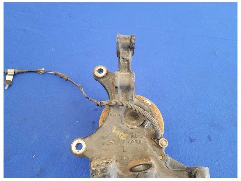 2018-2023 Ford Mustang GT S550 Driver LH Front Spindle Knuckle Hub 2587 - The Parts Farm
