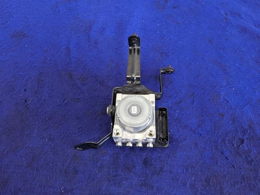 2015 Ford Mustang GT S550 Anti-Lock Brake Module Thru 03/29/15 Control Pump