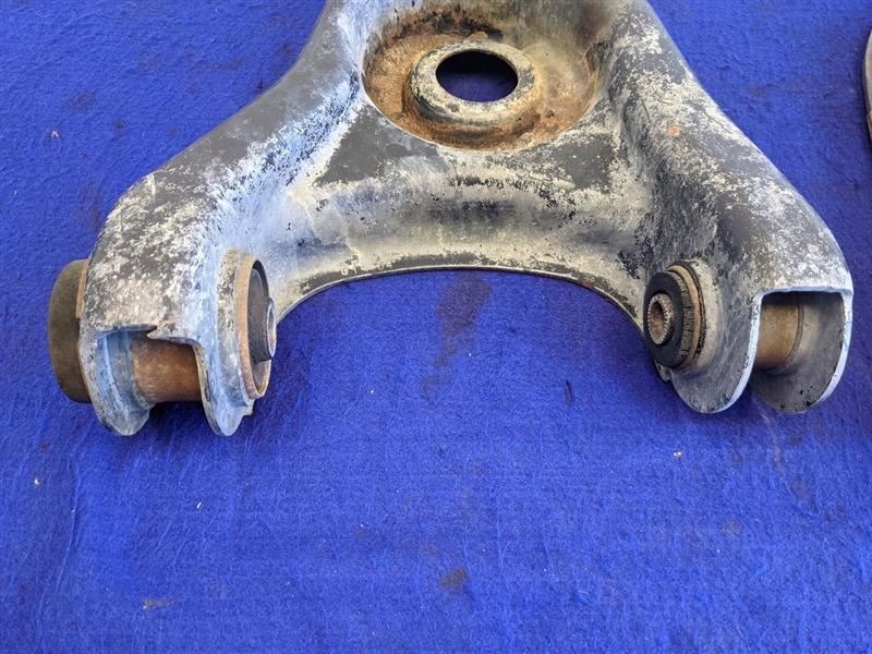 2003-2004 Ford Mustang Cobra SVT DOHC 4.6L Front Pair Lower Control Ball Joint - The Parts Farm