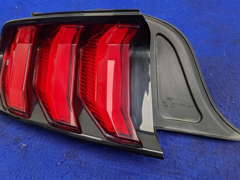 2018-2023 Ford Mustang GT S550 Driver Left LH Taillight Lamp Brake Lens OEM - The Parts Farm