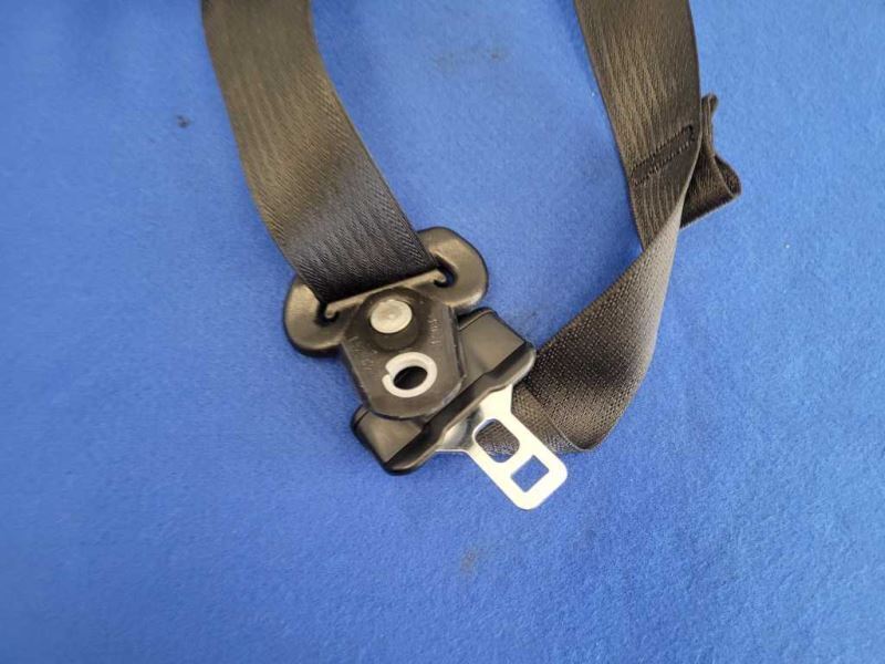 2015-2017 Ford Mustang S550 Convertible Passenger Front Seat Belt Retractor 2502 - The Parts Farm