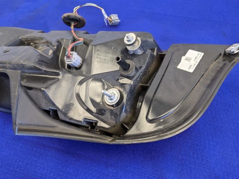 2018-2023 Ford Mustang GT S550 Driver Left LH Tail Light Lamp Brake Lens OEM - The Parts Farm