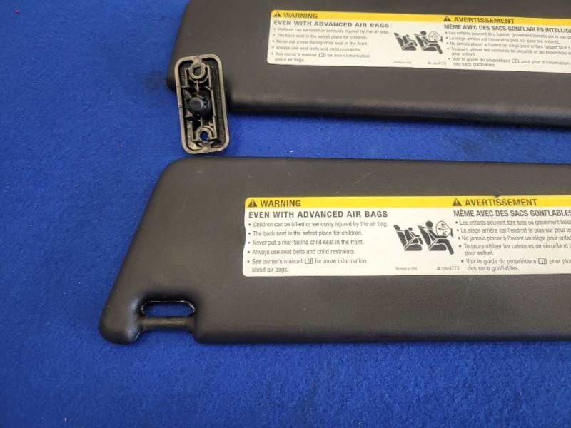 2010-2015 Chevrolet Camaro SS Pair Sun Visors Coupe No Sunroof 2462 - The Parts Farm