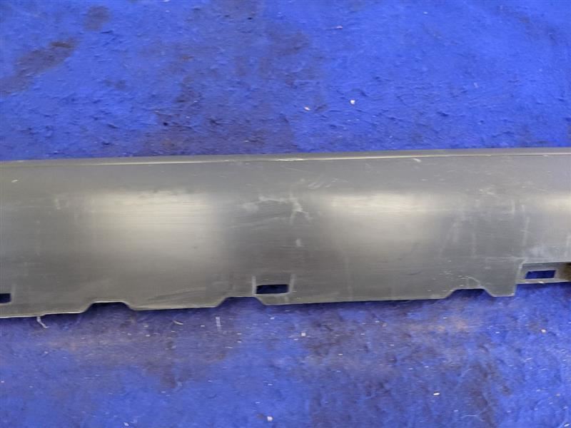 2005-2009 Ford Mustang GT Passenger Right RH Rocker Panel Moulding NEW TAKE OFF - The Parts Farm