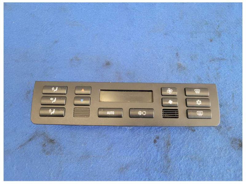 2001-2006 BMW M3 E46 M/T Coupe Seat Controls Climate Defrost Screen 1953 - The Parts Farm
