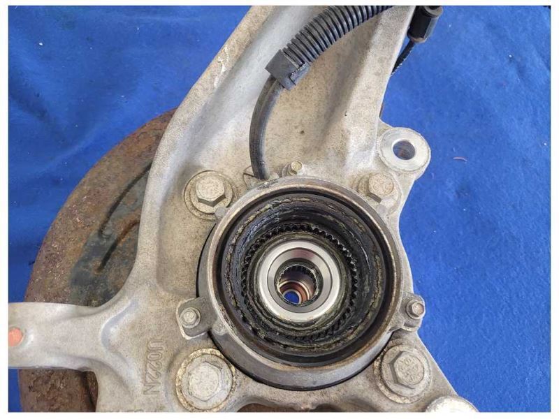 2015-2017 Ford F150 4x4 Pickup Truck Driver Left Front Spindle Knuckle 2576 - The Parts Farm