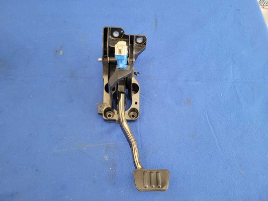 2015-2017 Ford Mustang GT S550 Brake Pedal Box Cage Automatic Transmission 2483 - The Parts Farm