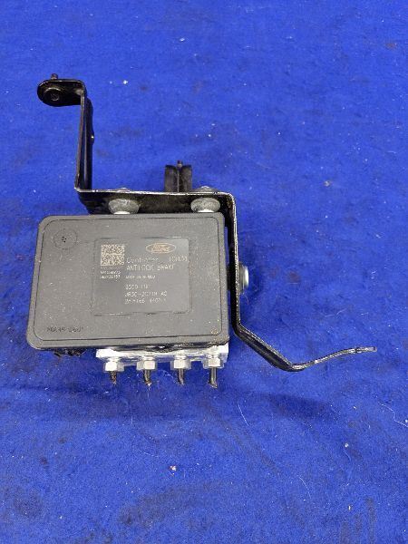 2015-2020 Ford Mustang GT 5.0L S550 Anti Lock Brake ABS Module Modulator - The Parts Farm