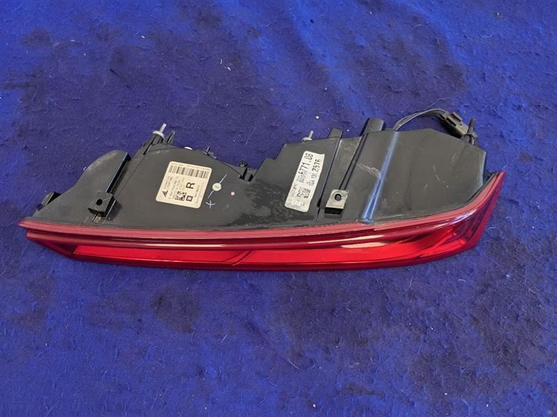 2016-2018 Chevrolet Camaro LS LT SS Passenger Taillight Lamp Lens New Take Off - The Parts Farm