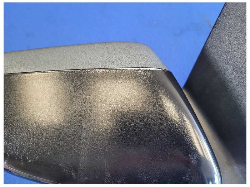 2013-2014 Ford Mustang GT S197 Passenger Rear View Mirror Spotter Paint UA 2459 - The Parts Farm