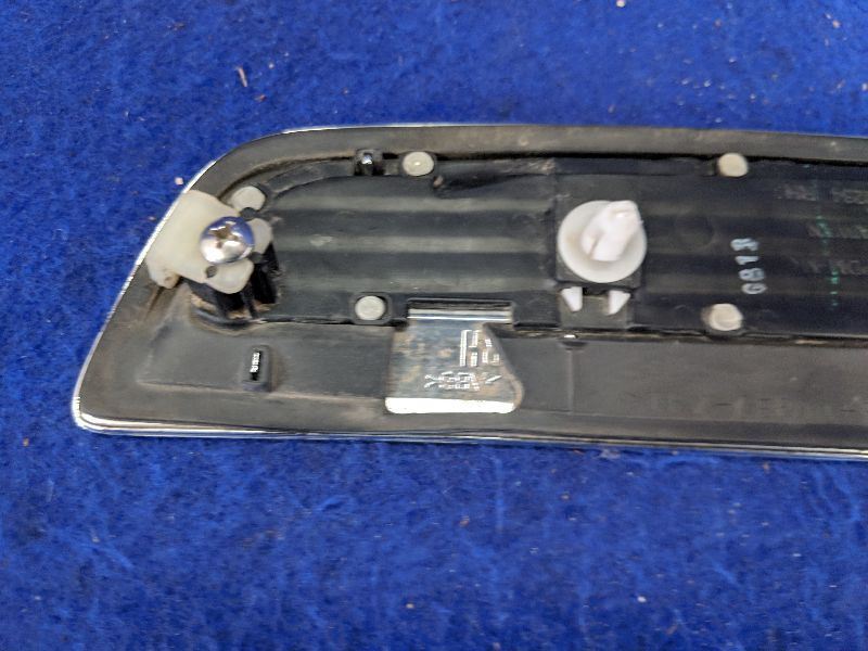 2014-2017 Chevrolet Caprice SS Passenger Corner Park Light Park Lamp-turn Signal - The Parts Farm