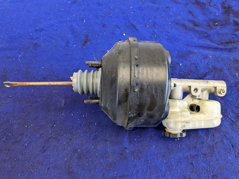 1997-2004 Chevrolet Corvette Z06 FRC C5 Brake Booster Power Master Cylinder Cap - The Parts Farm