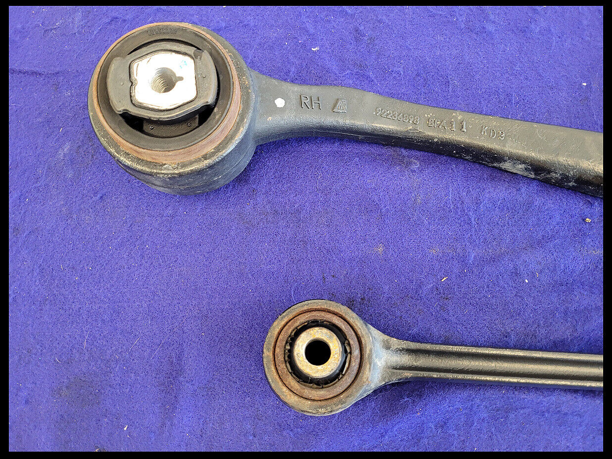 2010 Chevrolet Camaro SS Passenger Right RH Front Lower Control Arm Pair OEM - The Parts Farm