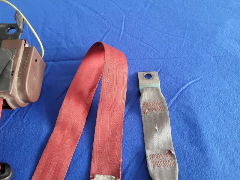 1987-1993 Ford Mustang GT Convertible Passenger Front Seat Belt Retractor 2298 - The Parts Farm
