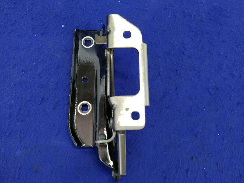 2010-2015 Chevrolet Camaro SS NTO Hood Hinge Driver Passenger - The Parts Farm